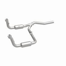 Load image into Gallery viewer, MagnaFlow Exhaust Products 52148 OEM Grade Direct-Fit Catalytic Converter for Select Dodge Nitro, Jeep Liberty