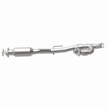 Load image into Gallery viewer, MagnaFlow Exhaust Products 5592702 California CARB Direct-Fit Catalytic Converter for Select Nissan Quest
