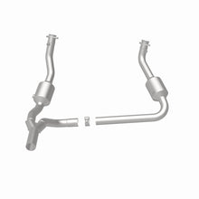 Load image into Gallery viewer, MagnaFlow Exhaust Products 5551458 California CARB Direct-Fit Catalytic Converter for Select Jeep Wrangler