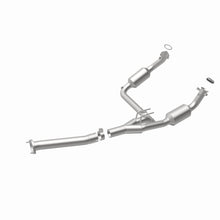 Load image into Gallery viewer, MagnaFlow Exhaust Products 4551211 California CARB Direct-Fit Catalytic Converter for Select Chevrolet Express 1500, Chevrolet Express 2500, GMC Savana 1500, GMC Savana