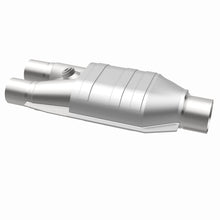 Load image into Gallery viewer, MagnaFlow Exhaust Products 99667HM HM Grade Universal Catalytic Converter for Select Dodge Ram 1500, Dodge Ram 2500, Dodge Ram