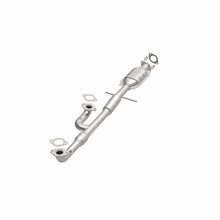 Load image into Gallery viewer, MagnaFlow Exhaust Products 24395 HM Grade Direct-Fit Catalytic Converter for Select Hyundai XG350, Kia Amanti
