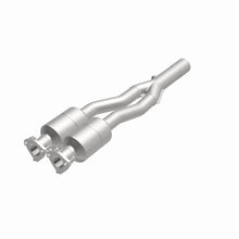 Load image into Gallery viewer, MagnaFlow Exhaust Products 22937 HM Grade Direct-Fit Catalytic Converter for Select Audi TT Quattro