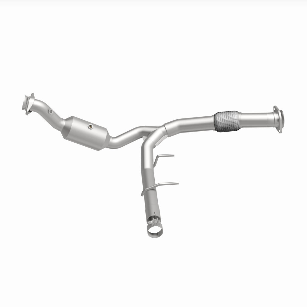 MagnaFlow Exhaust Products 280219 OEM Grade Direct-Fit Catalytic Converter for Select Ford Expedition, Lincoln Navigator
