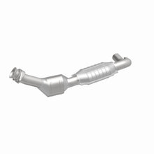 Load image into Gallery viewer, MagnaFlow Exhaust Products 49429 OEM Grade Direct-Fit Catalytic Converter for Select Ford E-150, Ford E-150 Club Wagon, Ford E-150 Econoline, Ford E-150 Econoline Club Wagon, Ford E-250, Ford E-250 Econoline