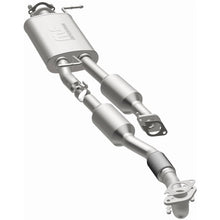 Load image into Gallery viewer, MagnaFlow Exhaust Products 280133 OEM Grade Direct-Fit Catalytic Converter for Select Buick Enclave, Chevrolet Traverse