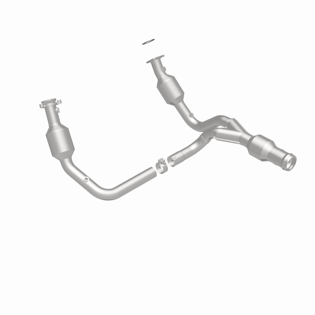 MagnaFlow Exhaust Products 52617 OEM Grade Direct-Fit Catalytic Converter for Select Cadillac Escalade, Cadillac Escalade ESV, Chevrolet Silverado 1500, Chevrolet Suburban, Chevrolet Tahoe, GMC Sierra 1500, GMC Yukon, GMC Yukon XL