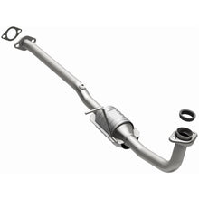 Load image into Gallery viewer, MagnaFlow Exhaust Products 23654 HM Grade Direct-Fit Catalytic Converter for Select Chevrolet Metro, Geo Metro