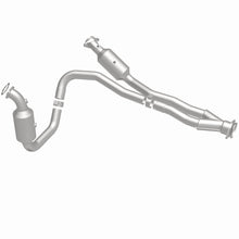 Load image into Gallery viewer, MagnaFlow Exhaust Products 21-710 OEM Grade Direct-Fit Catalytic Converter for Select Ford Transit-150, Ford Transit-250, Ford Transit-350, Ford Transit-350 HD