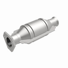 Load image into Gallery viewer, MagnaFlow Exhaust Products 22916 Standard Grade Direct-Fit Catalytic Converter for Select Volkswagen Vanagon