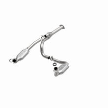 Load image into Gallery viewer, MagnaFlow Exhaust Products 51510 OEM Grade Direct-Fit Catalytic Converter for Select Chevrolet Express 1500, GMC Savana