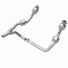 Load image into Gallery viewer, MagnaFlow Exhaust Products 5582689 California CARB Direct-Fit Catalytic Converter for Select Jeep Wrangler