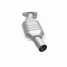 Load image into Gallery viewer, MagnaFlow Exhaust Products 93431 Standard Grade Direct-Fit Catalytic Converter for Select Buick Century, Buick Electra, Buick Estate Wagon, Buick LeSabre, Buick Regal, Buick Riviera, Cadillac DeVille, Cadillac Eldorado, Cadillac Fleetwood, Cadillac