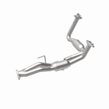 Load image into Gallery viewer, MagnaFlow Exhaust Products 49444 OEM Grade Direct-Fit Catalytic Converter for Select Jeep Commander, Jeep Grand Cherokee