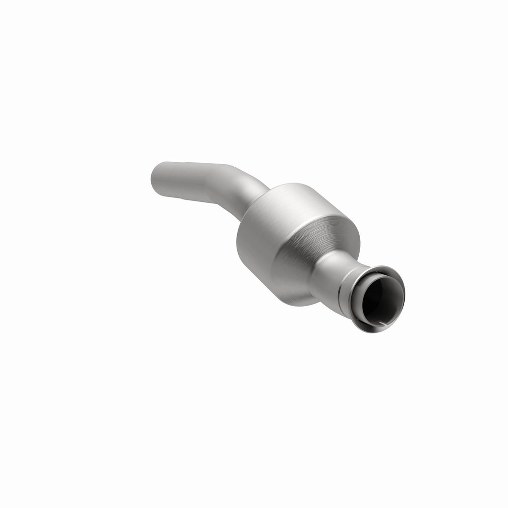 MagnaFlow Exhaust Products 51637 OEM Grade Direct-Fit Catalytic Converter for Select Audi A3, Volkswagen Beetle, Volkswagen Golf, Volkswagen Jetta