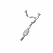 Load image into Gallery viewer, MagnaFlow Exhaust Products 23101 HM Grade Direct-Fit Catalytic Converter for Select Ford E-150 Econoline, Ford E-150 Econoline Club Wagon, Ford E-250 Econoline, Ford E-350 Econoline, Ford E-350 Econoline Club Wagon, Ford Econoline Super Duty