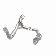 Load image into Gallery viewer, MagnaFlow Exhaust Products 5551297 California CARB Direct-Fit Catalytic Converter for Select Ford F-250 Super Duty, Ford F-350 Super Duty