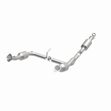 Load image into Gallery viewer, MagnaFlow Exhaust Products 5481108 California CARB Direct-Fit Catalytic Converter for Select Ford Explorer, Mercury Mountaineer