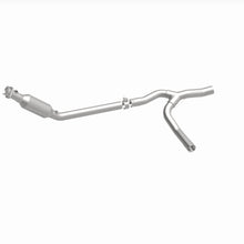 Load image into Gallery viewer, MagnaFlow Exhaust Products 4651610 California CARB Direct-Fit Catalytic Converter for Select Dodge Ram