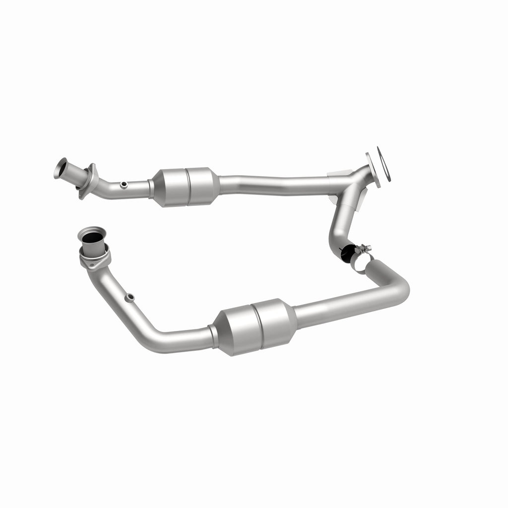 MagnaFlow Exhaust Products 51378 OEM Grade Direct-Fit Catalytic Converter for Select Ford E-150, Ford E-150 Club Wagon, Ford E-150 Econoline, Ford E-150 Econoline Club Wagon, Ford E-250, Ford E-250 Econoline, Ford E-350 Club Wagon, Ford E-350 Econoline
