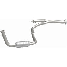 Load image into Gallery viewer, MagnaFlow Exhaust Products 49582 OEM Grade Direct-Fit Catalytic Converter for Select Jeep Liberty