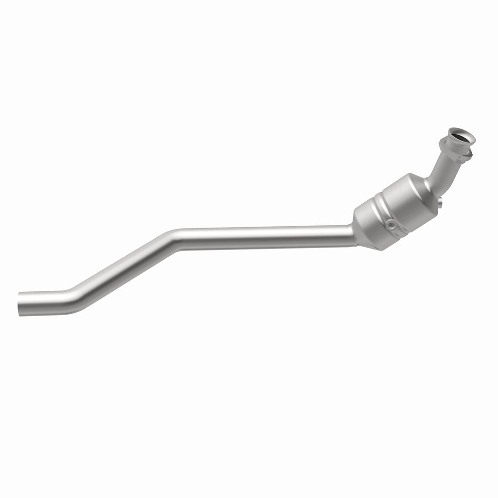 MagnaFlow Exhaust Products 51224 OEM Grade Direct-Fit Catalytic Converter for Select Jaguar S-Type
