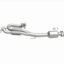 Load image into Gallery viewer, MagnaFlow Exhaust Products 6571234 California CARB Direct-Fit Catalytic Converter for Select Nissan Maxima