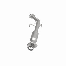 Load image into Gallery viewer, MagnaFlow Exhaust Products 447207 California CARB Direct-Fit Catalytic Converter for Select Toyota Sienna