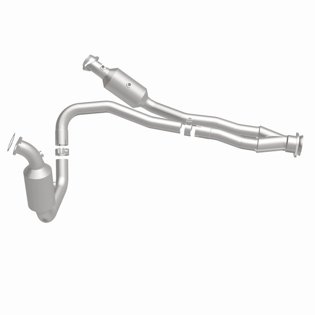 MagnaFlow Exhaust Products 21-710 OEM Grade Direct-Fit Catalytic Converter for Select Ford Transit-150, Ford Transit-250, Ford Transit-350, Ford Transit-350 HD