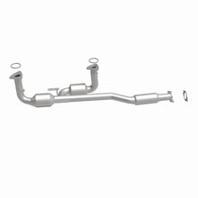 Load image into Gallery viewer, MagnaFlow Exhaust Products 27503 HM Grade Direct-Fit Catalytic Converter for Select INFINITI I30, Nissan Maxima