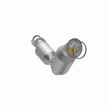 Load image into Gallery viewer, MagnaFlow Exhaust Products 280754 OEM Grade Direct-Fit Catalytic Converter for Select Toyota Sequoia, Toyota Tundra
