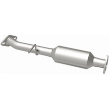 Load image into Gallery viewer, MagnaFlow Exhaust Products 3391669 California CARB Direct-Fit Catalytic Converter for Select Kia Sportage