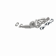Load image into Gallery viewer, MagnaFlow Exhaust Products 5531052 California CARB Manifold Catalytic Converter for Select Ford Focus