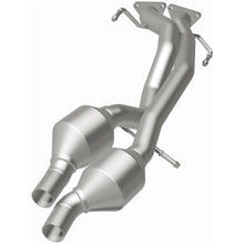 Load image into Gallery viewer, MagnaFlow Exhaust Products 5491957 California CARB Direct-Fit Catalytic Converter for Select Audi Q7, Volkswagen Touareg