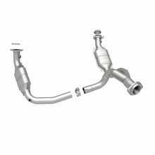 Load image into Gallery viewer, MagnaFlow Exhaust Products 49631 OEM Grade Direct-Fit Catalytic Converter for Select Cadillac Escalade, Cadillac Escalade ESV, Cadillac Escalade EXT, Chevrolet Silverado 1500, Chevrolet Tahoe, GMC Sierra 1500, GMC Yukon, GMC Yukon XL