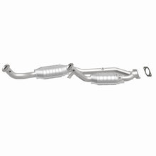 Load image into Gallery viewer, MagnaFlow Exhaust Products 4451543 California CARB Direct-Fit Catalytic Converter for Select Ford Windstar