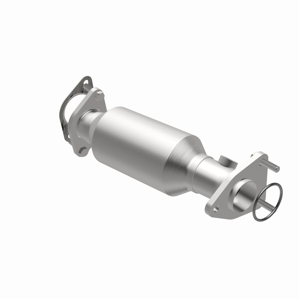 MagnaFlow Exhaust Products 52668 OEM Grade Direct-Fit Catalytic Converter for Select Nissan Frontier, Nissan NV1500, Nissan NV2500, Nissan NV3500, Nissan Pathfinder, Nissan Xterra, Suzuki Equator