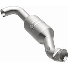 Load image into Gallery viewer, MagnaFlow Exhaust Products 5551296 California CARB Direct-Fit Catalytic Converter for Select Ford F-150