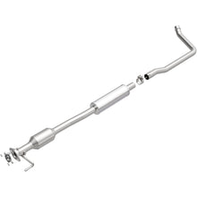Load image into Gallery viewer, MagnaFlow Exhaust Products 5421218 California CARB Direct-Fit Catalytic Converter for Select Suzuki SX4