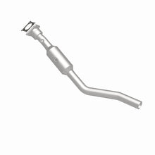 Load image into Gallery viewer, MagnaFlow Exhaust Products 5561509 California CARB Direct-Fit Catalytic Converter for Select Chrysler 200, Chrysler Sebring, Dodge Avenger, Dodge Caliber, Dodge Journey, Jeep Compass, Jeep Patriot