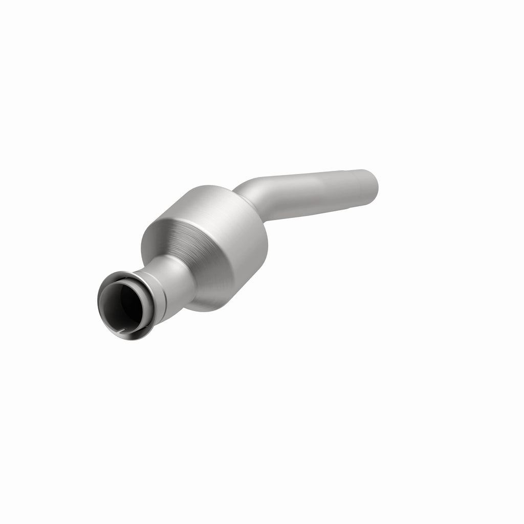 MagnaFlow Exhaust Products 51637 OEM Grade Direct-Fit Catalytic Converter for Select Audi A3, Volkswagen Beetle, Volkswagen Golf, Volkswagen Jetta