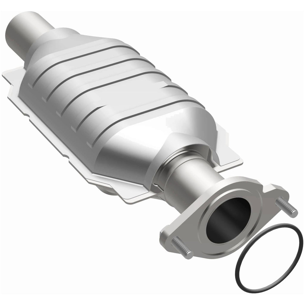 MagnaFlow Exhaust Products 51896 OEM Grade Direct-Fit Catalytic Converter for Select Ford Fusion, Mercury Milan