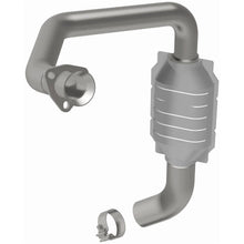 Load image into Gallery viewer, MagnaFlow Exhaust Products 93615 HM Grade Direct-Fit Catalytic Converter for Select Chevrolet Express 1500, Chevrolet Express 2500, Chevrolet Express 3500, Chevrolet G30, GMC G3500, GMC Savana 1500, GMC Savana 2500, GMC Savana