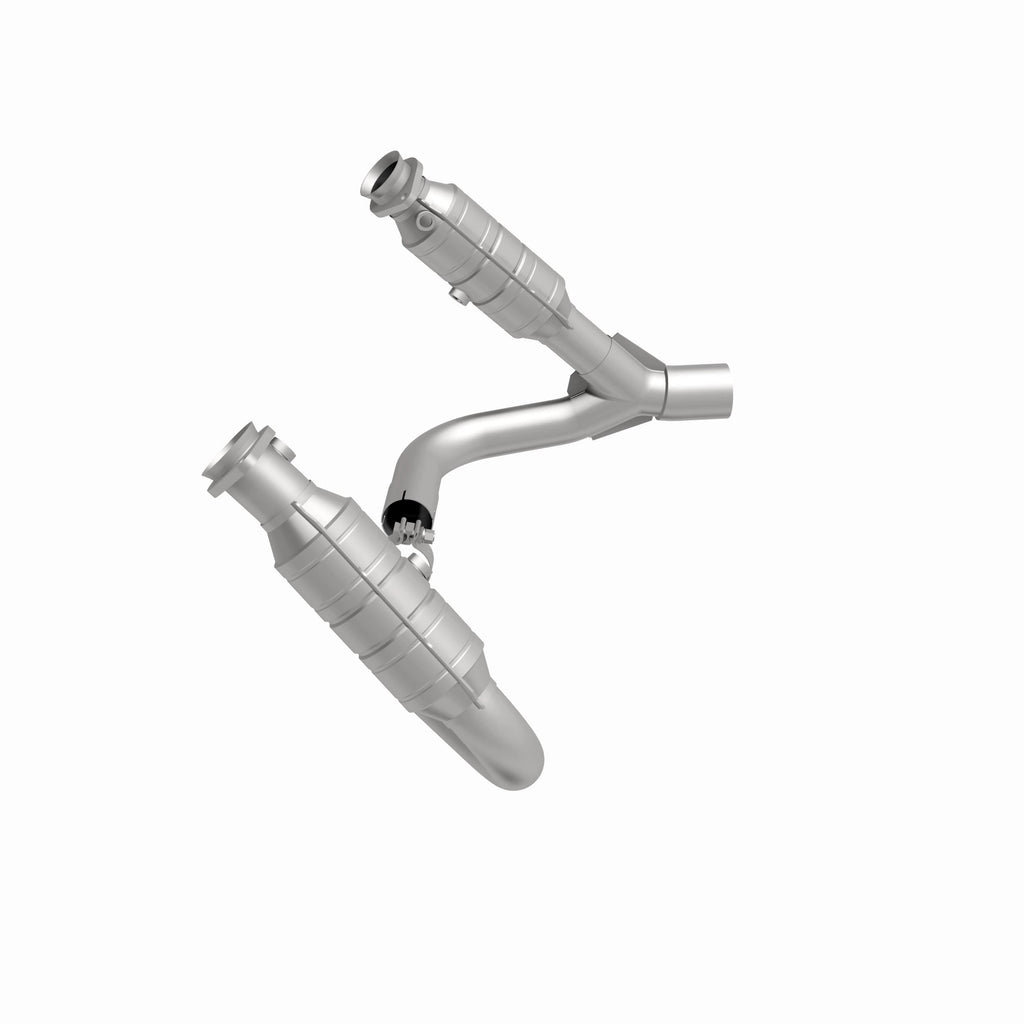 MagnaFlow Exhaust Products 49638 OEM Grade Direct-Fit Catalytic Converter for Select Chrysler Aspen, Dodge Durango