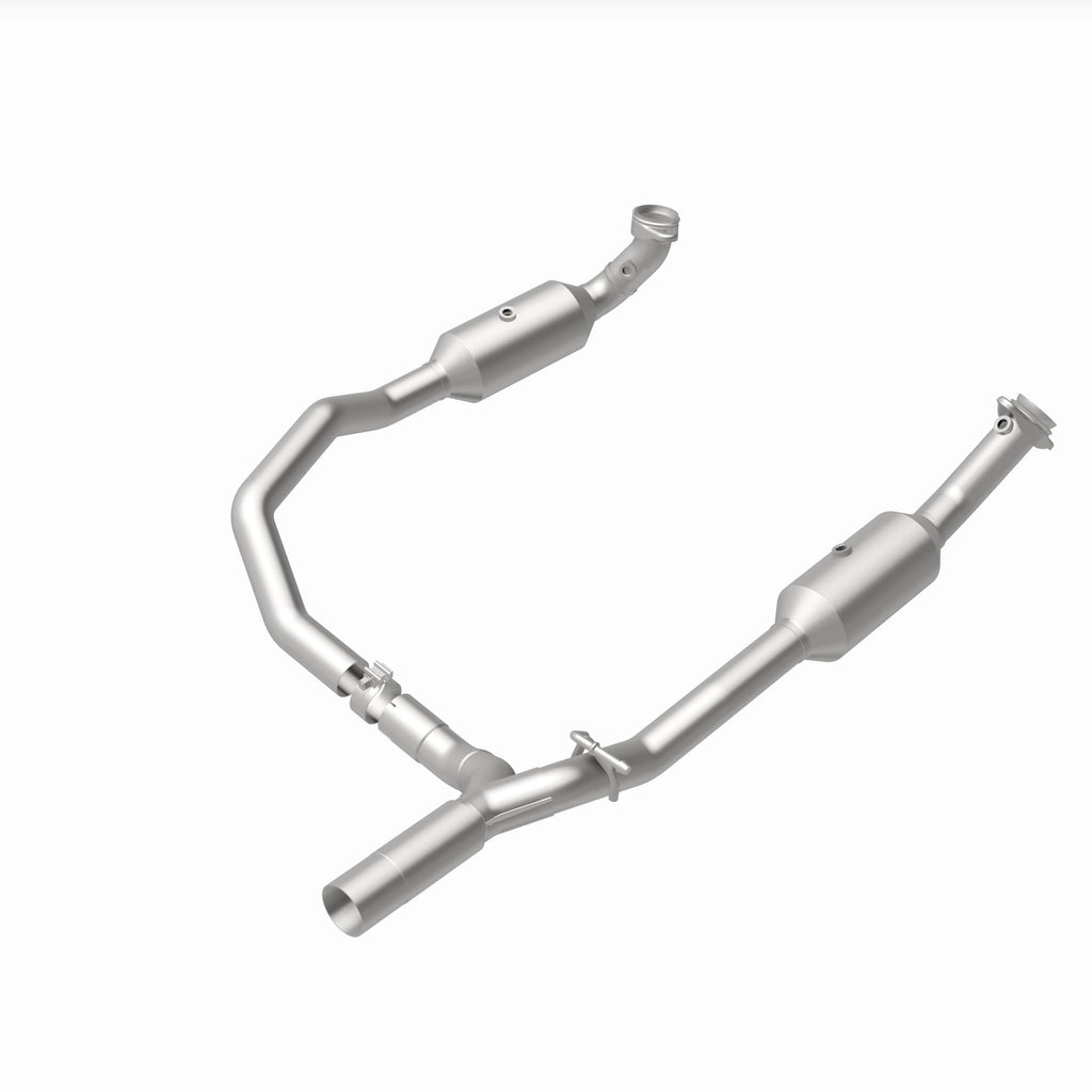 MagnaFlow Exhaust Products 280014 OEM Grade Direct-Fit Catalytic Converter for Select Ford E-350 Super Duty, Ford E-450 Super Duty