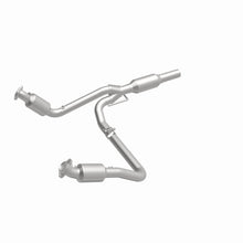 Load image into Gallery viewer, MagnaFlow Exhaust Products 4583497 California CARB Direct-Fit Catalytic Converter for Select Dodge Ram 1500, Dodge Ram 2500, Dodge Ram