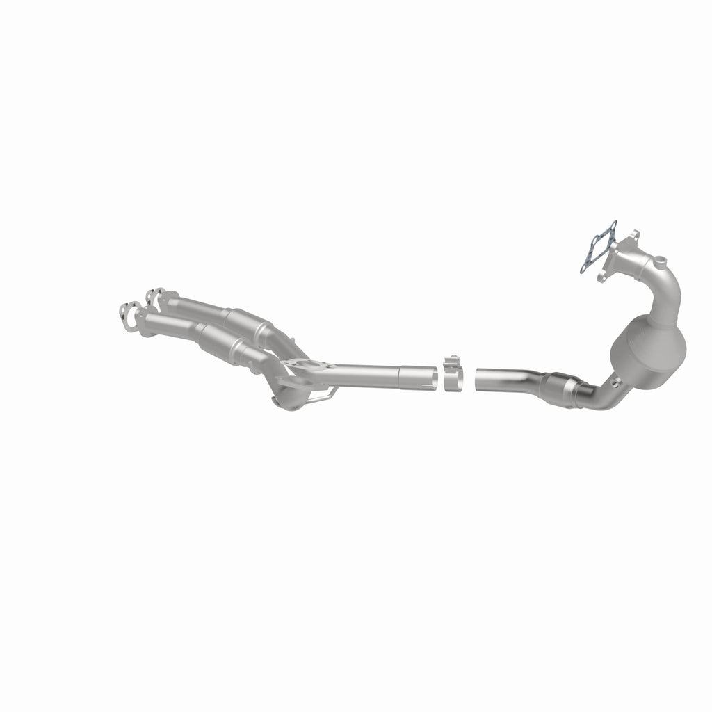 MagnaFlow Exhaust Products 52647 OEM Grade Manifold Catalytic Converter for Select Cadillac SRX