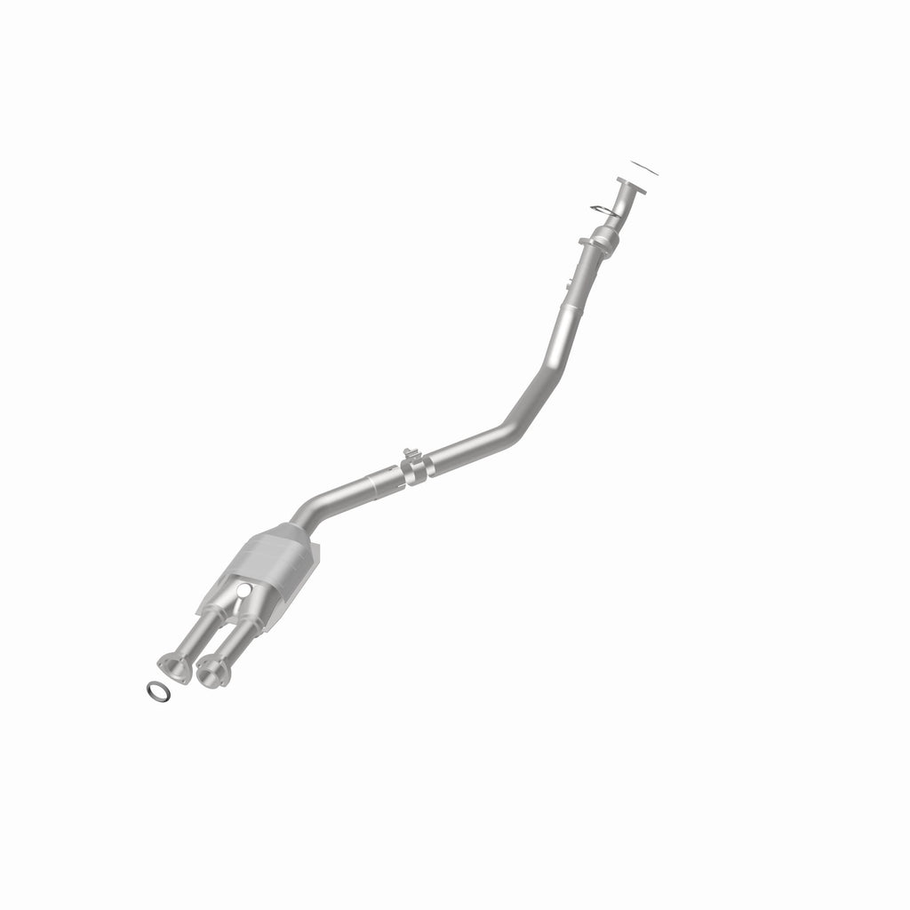 MagnaFlow Exhaust Products 23558 Standard Grade Direct-Fit Catalytic Converter for Select BMW 533i, BMW 633CSi