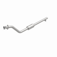 Load image into Gallery viewer, MagnaFlow Exhaust Products 3391438 California CARB Direct-Fit Catalytic Converter for Select Chevrolet Lumina APV, Oldsmobile Silhouette, Pontiac Trans Sport