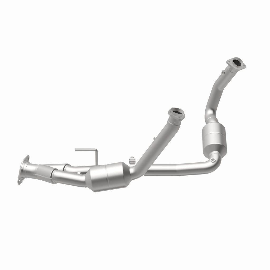 MagnaFlow Exhaust Products 49709 OEM Grade Direct-Fit Catalytic Converter for Select Jeep Commander, Jeep Grand Cherokee